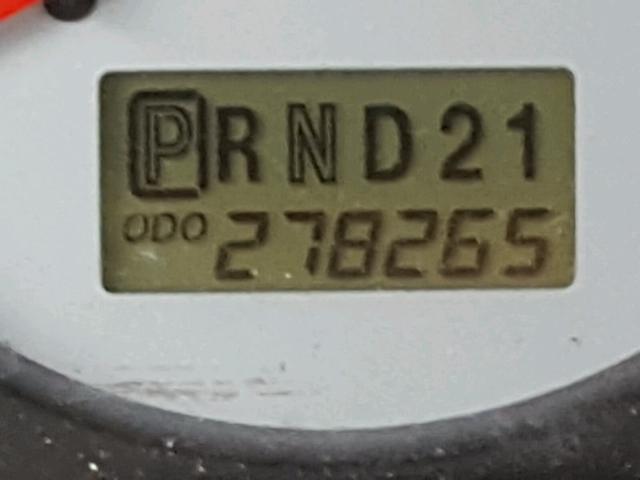 1FMCU04111KB04213 - 2001 FORD ESCAPE XLT BLACK photo 8