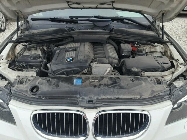 WBANU5C50AC129352 - 2010 BMW 528 I WHITE photo 7