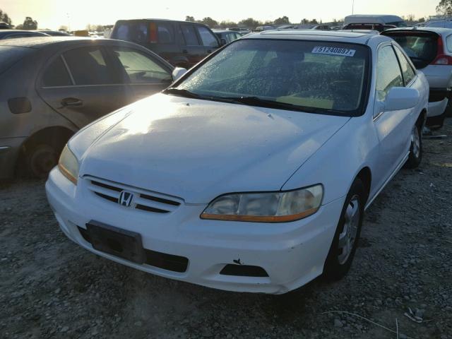 1HGCG32731A019661 - 2001 HONDA ACCORD EX WHITE photo 2