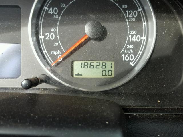 WVWRH63B81P101490 - 2001 VOLKSWAGEN PASSAT GLX 绿色 照片 8