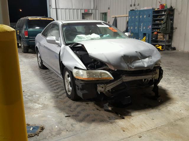 1HGCG32502A033890 - 2002 HONDA ACCORD EX SILVER photo 1