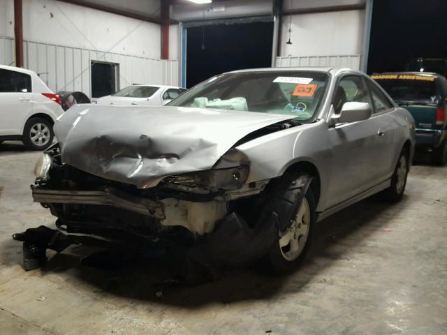 1HGCG32502A033890 - 2002 HONDA ACCORD EX SILVER photo 2