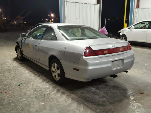 1HGCG32502A033890 - 2002 HONDA ACCORD EX SILVER photo 3