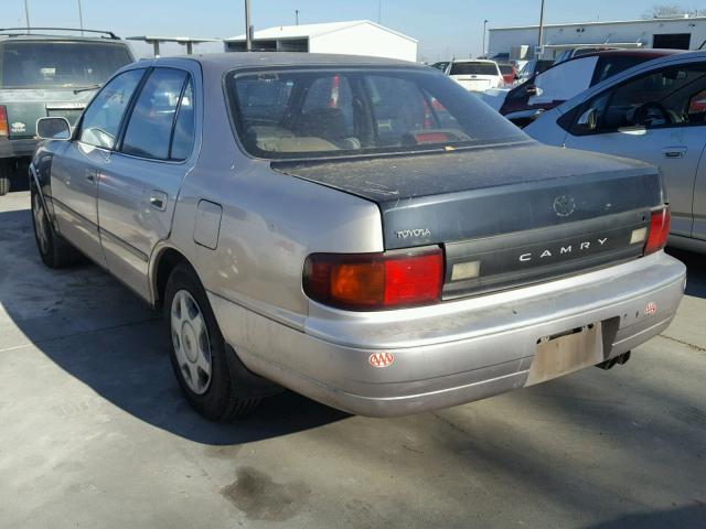JT2BF12KXT0185229 - 1996 TOYOTA CAMRY LE BEIGE photo 3