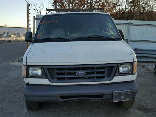 1FTNE242X3HA28263 - 2003 FORD ECONOLINE WHITE photo 9