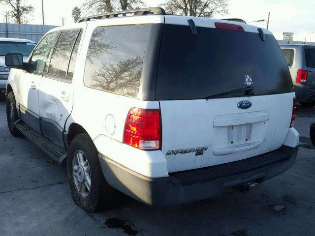 1FMPU16585LB12929 - 2005 FORD EXPEDITION WHITE photo 3