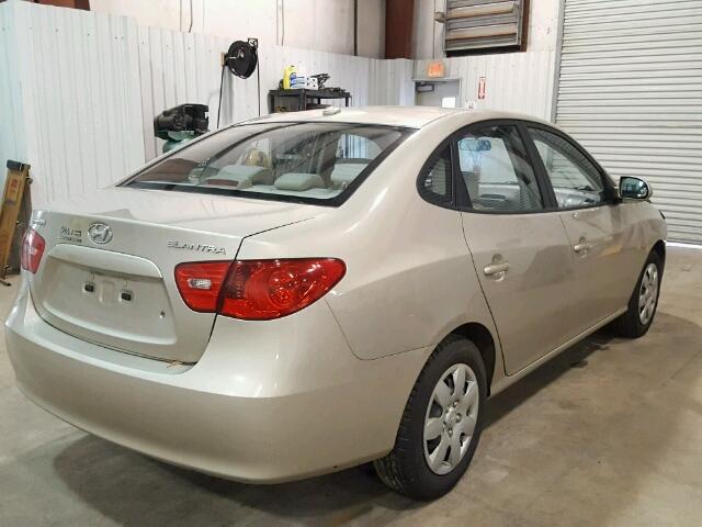 KMHDU46D88U390594 - 2008 HYUNDAI ELANTRA GL GOLD photo 4