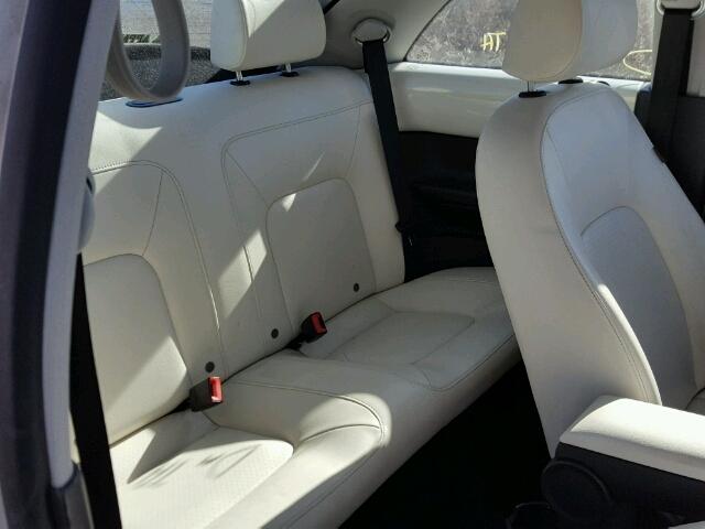 3VWFG31C88M510800 - 2008 VOLKSWAGEN NEW BEETLE 白色 照片 6