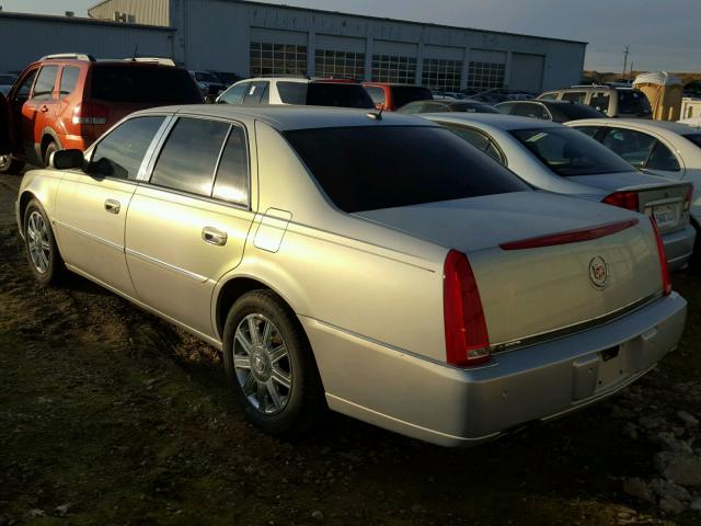 1G6KD57Y86U116654 - 2006 CADILLAC DTS SILVER photo 3