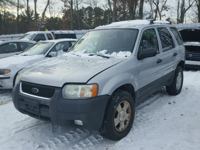 1FMYU93164KB43430 - 2004 FORD ESCAPE XLT SILVER photo 2