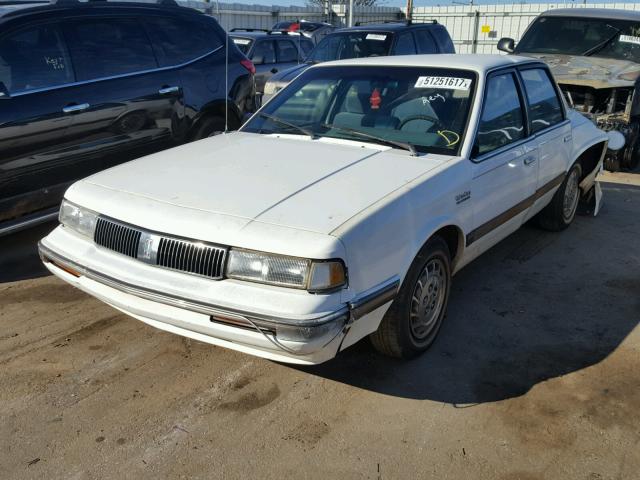 1G3AJ55M2S6395678 - 1995 OLDSMOBILE CIERA SL WHITE photo 2