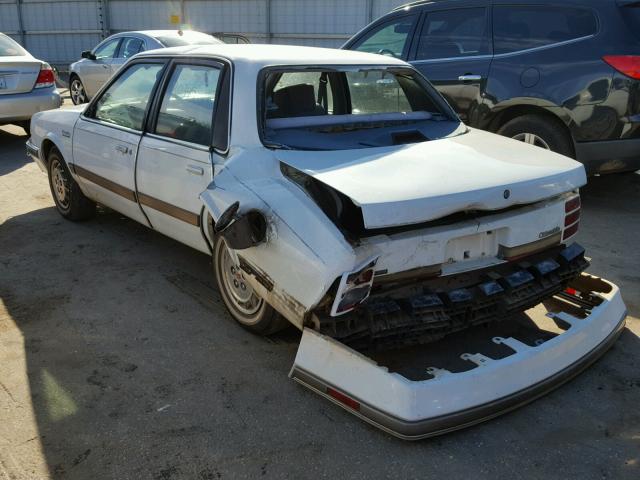 1G3AJ55M2S6395678 - 1995 OLDSMOBILE CIERA SL WHITE photo 3