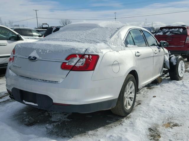 1FAHP2DW5CG112982 - 2012 FORD TAURUS SE SILVER photo 4