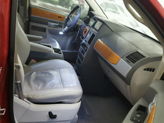 2A8HR64X58R143233 - 2008 CHRYSLER TOWN & COU Tünd qırmızı foto 5