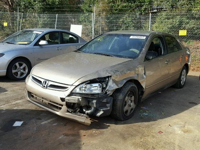 3HGCM56456G702460 - 2006 HONDA ACCORD LX GOLD photo 2