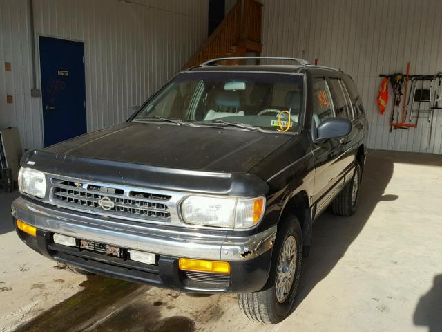 JN8AR05Y3TW048204 - 1996 NISSAN PATHFINDER BLACK photo 2