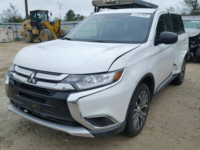 JA4AD2A30GZ044996 - 2016 MITSUBISHI OUTLANDER WHITE photo 2