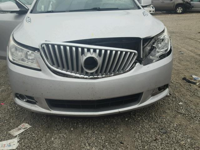 1G4GC5EC6BF115848 - 2011 BUICK LACROSSE C SILVER photo 9