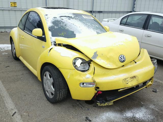 3VWCA21C6YM460753 - 2000 VOLKSWAGEN NEW BEETLE 黄色 照片 1