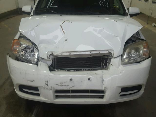 KL1TD5DE1BB243304 - 2011 CHEVROLET AVEO LS WHITE photo 7