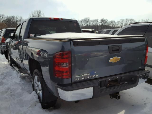 1GCRKSE35BZ137448 - 2011 CHEVROLET SILVERADO BLUE photo 3