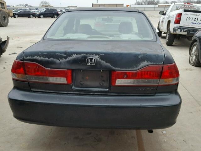 1HGCF86661A032812 - 2001 HONDA ACCORD VAL GREEN photo 9