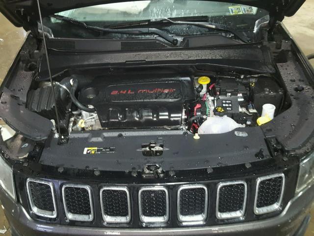 3C4NJDBB8JT161578 - 2018 JEEP COMPASS LA CHARCOAL photo 7