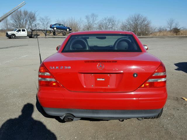 WDBKK47F6YF160699 - 2000 MERCEDES-BENZ SLK 230 KO RED photo 6