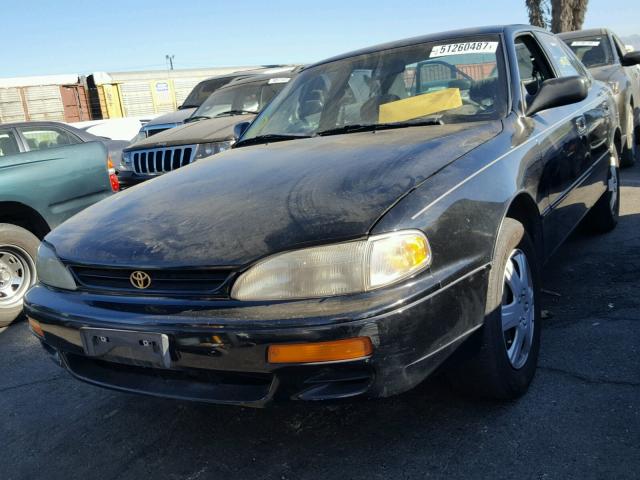 4T1BF12K6TU870713 - 1996 TOYOTA CAMRY LE შავი ფოტო 2
