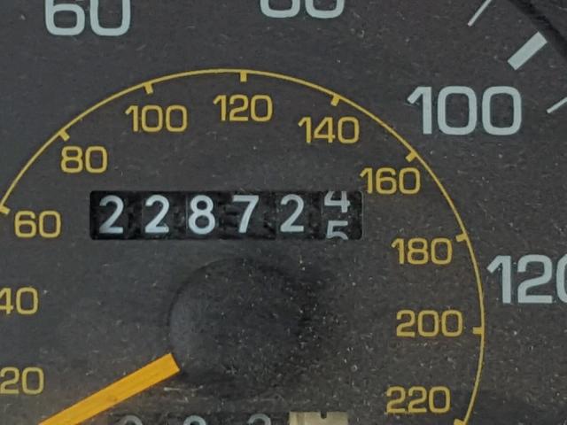 4T1BF12K6TU870713 - 1996 TOYOTA CAMRY LE შავი ფოტო 8