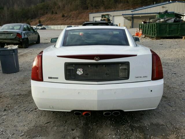 1G6YV36A185601425 - 2008 CADILLAC XLR WHITE photo 6