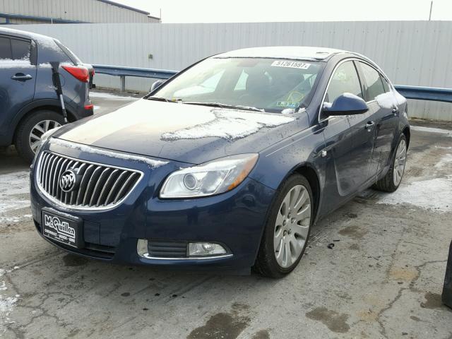 W04GZ5GV4B1082678 - 2011 BUICK REGAL CXL BLUE photo 2