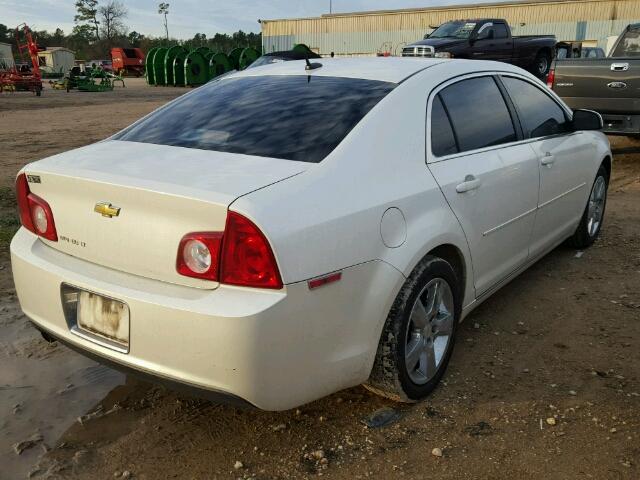 1G1ZD5EB2AF257493 - 2010 CHEVROLET MALIBU 2LT WHITE photo 4