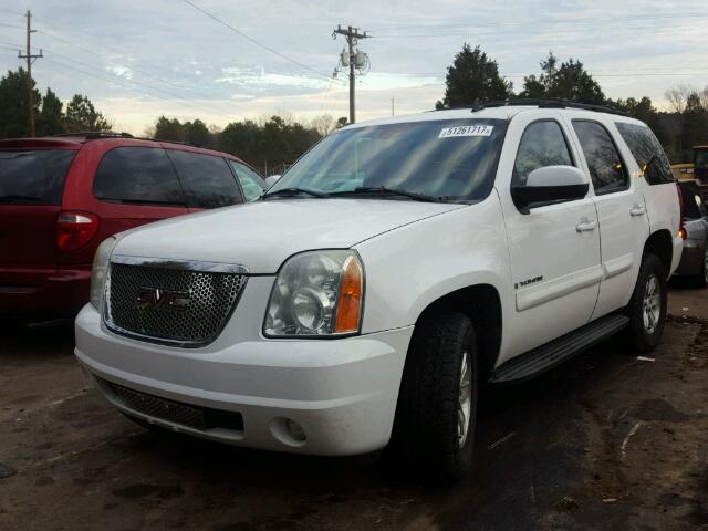 1GKFK13067R188166 - 2007 GMC YUKON WHITE photo 2