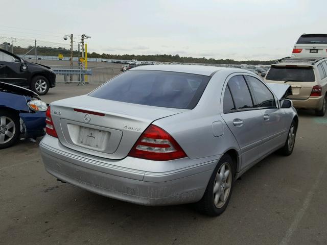WDBRF81J84F548096 - 2004 MERCEDES-BENZ C 240 4MAT SILVER photo 4
