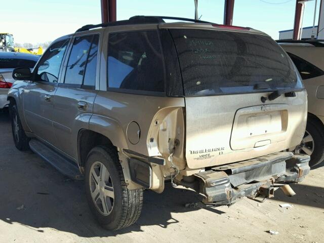 1GNDT13S472280264 - 2007 CHEVROLET TRAILBLAZE GOLD photo 3