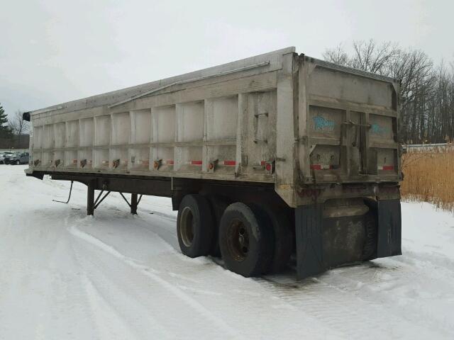 1T9DA34B8R1066419 - 1994 ARO TRAILER SILVER photo 3