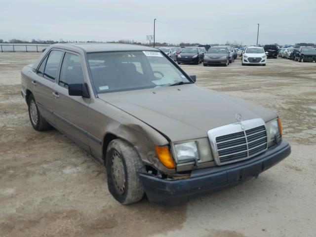 WDBEA30DXJA810124 - 1988 MERCEDES-BENZ 300 E BROWN photo 1