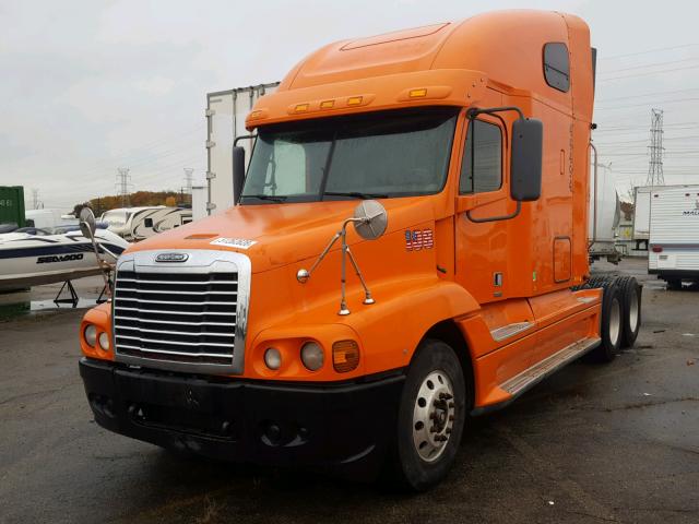 1FUJBBCG36LU70123 - 2006 FREIGHTLINER CONVENTION ORANGE photo 2