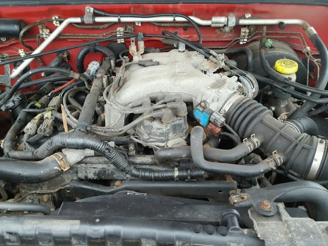 1N6ED27YX2C357377 - 2002 NISSAN FRONTIER C RED photo 7