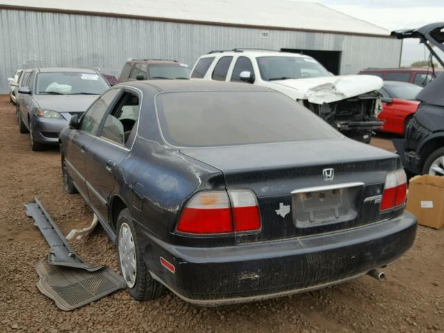 1HGCD5638TA153712 - 1996 HONDA ACCORD LX BLACK photo 3