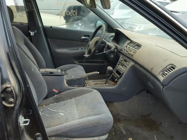 1HGCD5638TA153712 - 1996 HONDA ACCORD LX BLACK photo 5