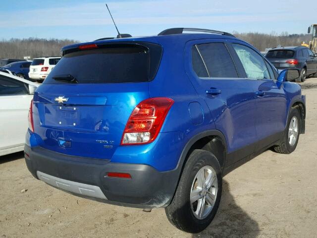 KL7CJRSB3FB199696 - 2015 CHEVROLET TRAX 1LT BLUE photo 4