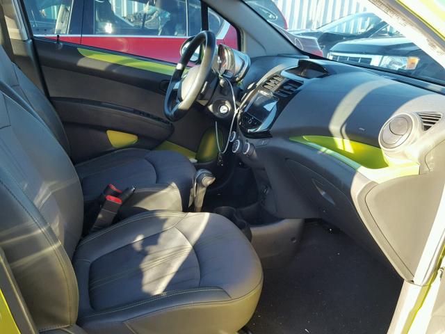 KL8CD6S97DC504106 - 2013 CHEVROLET SPARK 1LT Зеленый фото 5