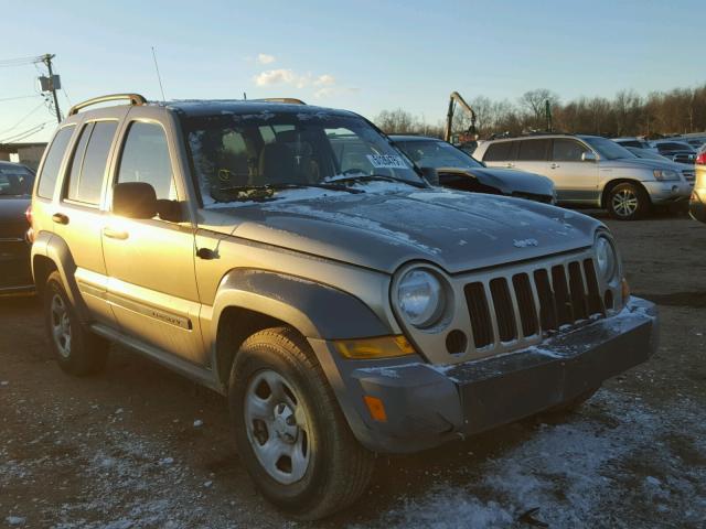 1J4GL48K45W676324 - 2005 JEEP LIBERTY SP GREEN photo 1