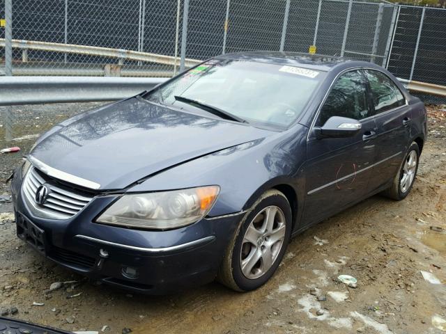 JH4KB16565C013285 - 2005 ACURA RL GRAY photo 2