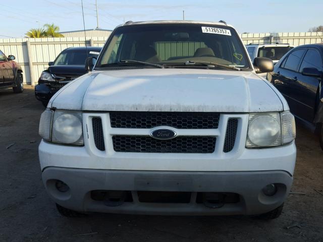 1FMYU60E91UC50008 - 2001 FORD EXPLORER S WHITE photo 9