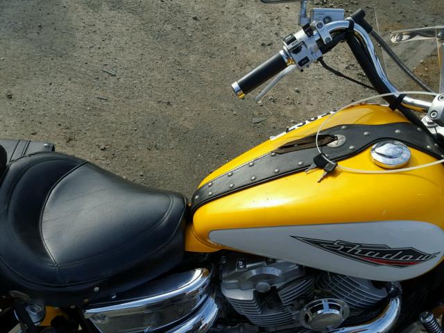 1HFSC1806TA000759 - 1996 HONDA VT1100 C YELLOW photo 5