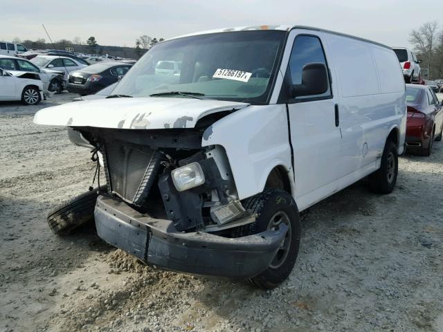 1GCFG15X441176096 - 2004 CHEVROLET EXPRESS G1 WHITE photo 2