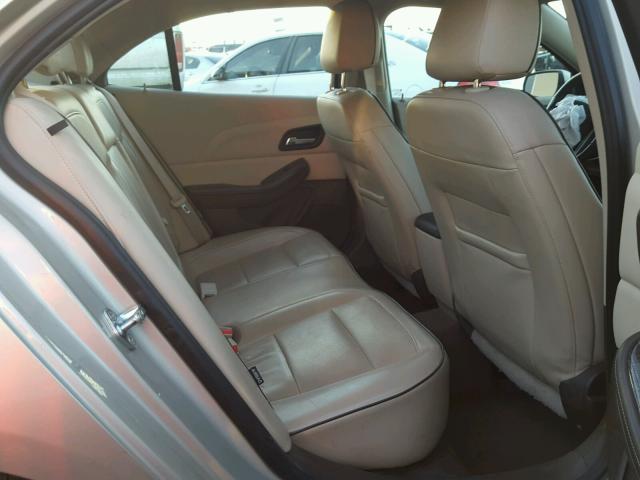 1G11E5SA2GF110573 - 2016 CHEVROLET MALIBU LIM 金色 照片 6